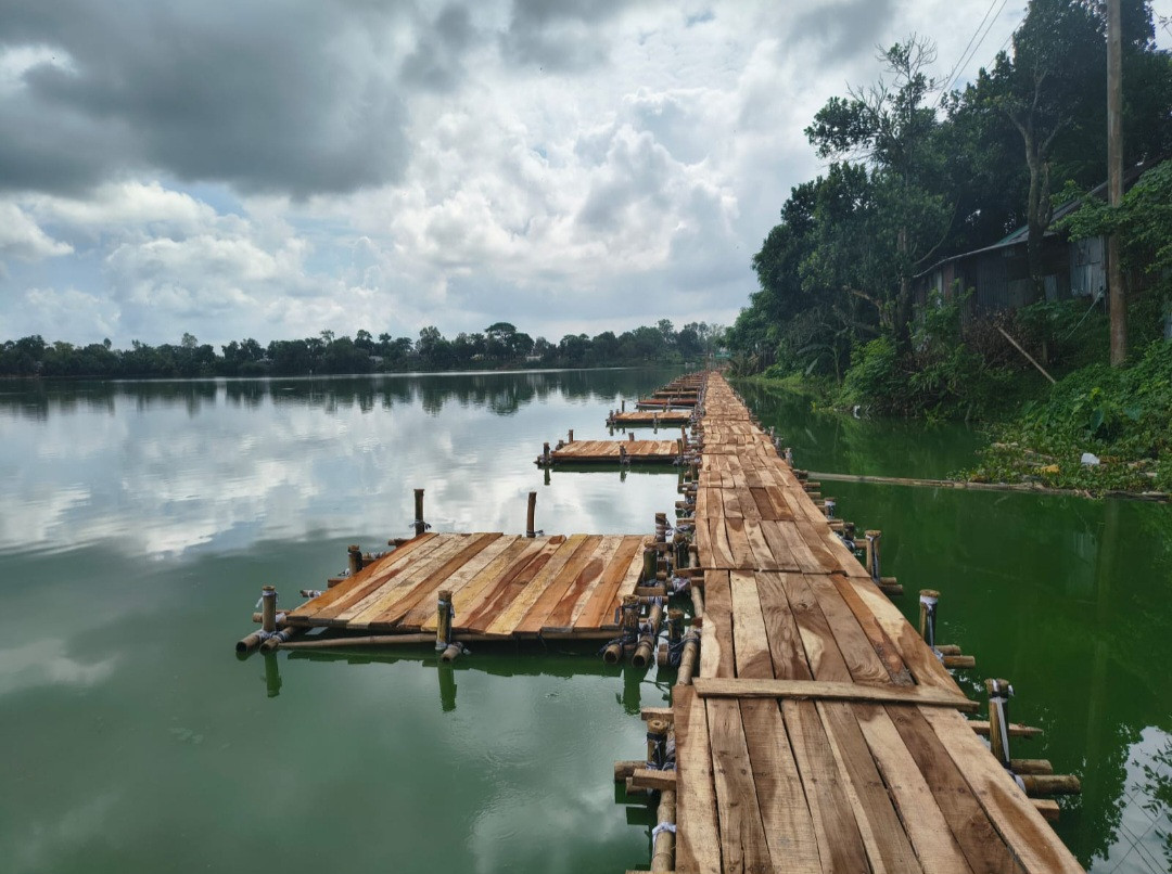 চৌদ্দগ্রামে মাছ শূন্য জগন্নাথদিঘীতে বড়শি প্রতিযোগিতার নামে অভিনব প্রতারণা